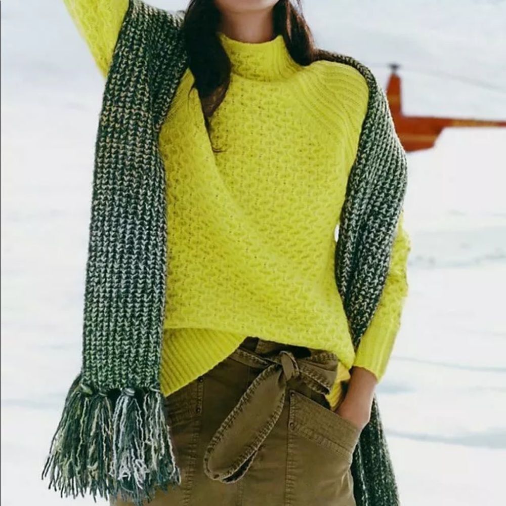 NWT Anthropologie Celeste Ribbed Scarf Marled Green - Picture 2 of 3